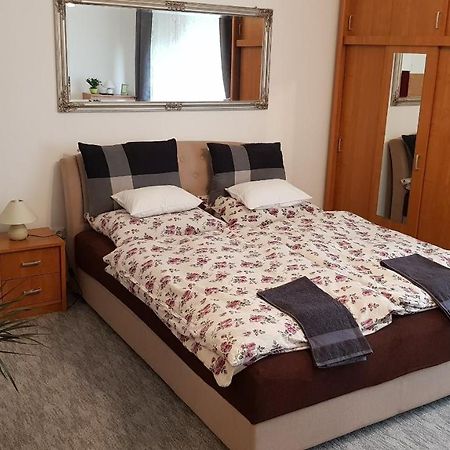 Arpad Apartman Szekszárd Exterior foto